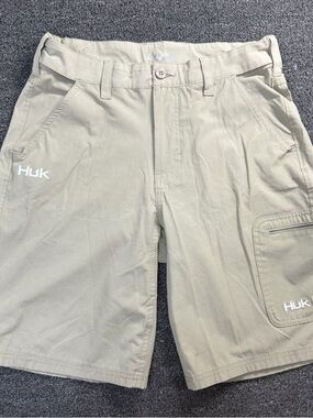 Huk Men's Light Khaki Performance Cargo Shorts